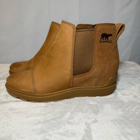 Sorel Evie II Chelsea Boots Camel Suede Women’s 7 NL5020-243 - Picture 2 of 8